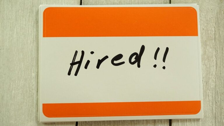 Finish the hiring process you start on Greenhouse.io with eSignature and contract storage on Concord for a great new hire experience.
